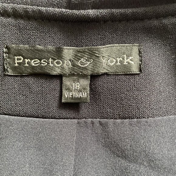 Preston & York Plus Size 18 Black Blazer Flowy Collar Button Front u - Picture 10 of 11